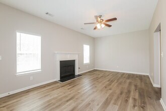 6099 Idlewood Pass in Stonecrest, GA - Foto de edificio - Building Photo