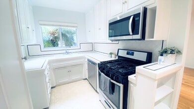 918 7th St in Santa Monica, CA - Building Photo - Building Photo