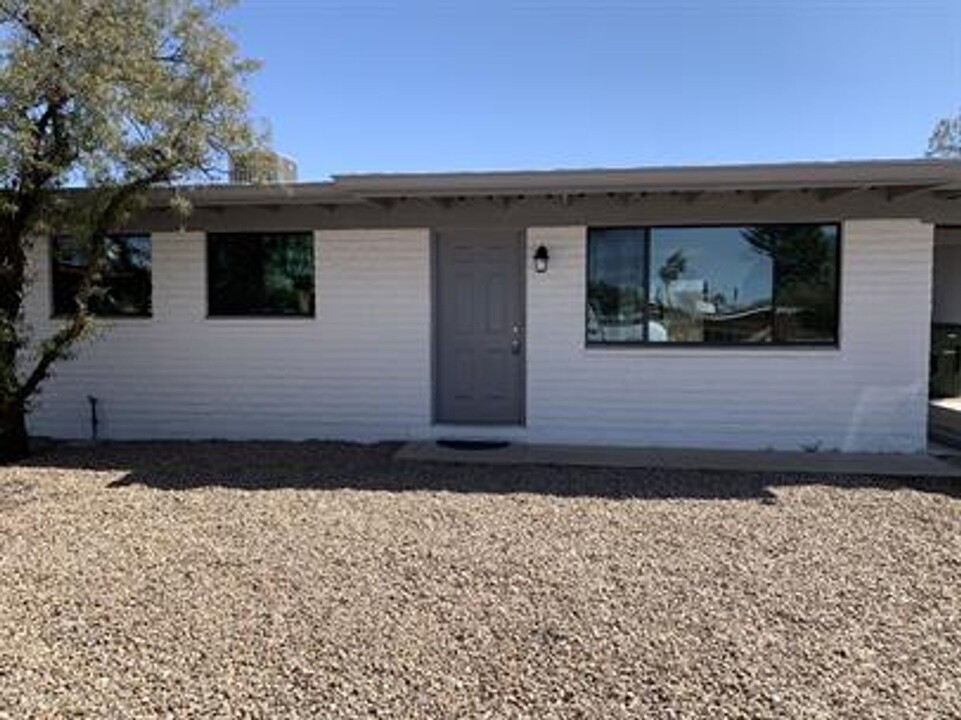 7821 E Nicaragua Dr in Tucson, AZ - Building Photo