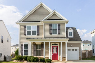 229 Haywood Ln in Clayton, NC - Building Photo