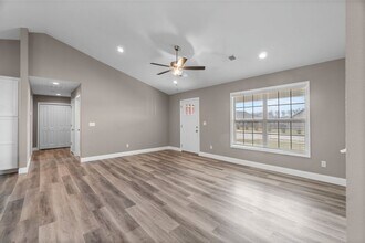 1900 Williamsburg Dr in Cape Girardeau, MO - Building Photo - Building Photo