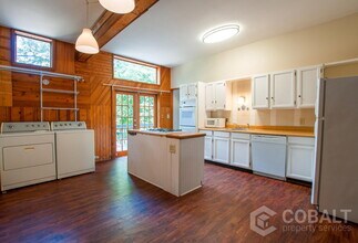 856 Monroe Dr NE in Atlanta, GA - Building Photo - Building Photo