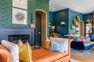 Sheldon Park in Columbus, OH - Building Photo - Interior Photo