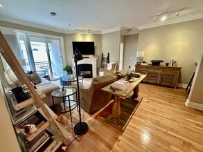 25 Bonaventure Ave in St John's, NL - Building Photo - Building Photo