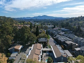 Ladera Apartments in Lafayette, CA - Building Photo - Building Photo