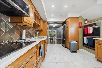 4907 Country Aire Ln in Tampa, FL - Building Photo - Building Photo