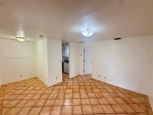 924 NE 17th Terrace in Fort Lauderdale, FL - Building Photo - Building Photo