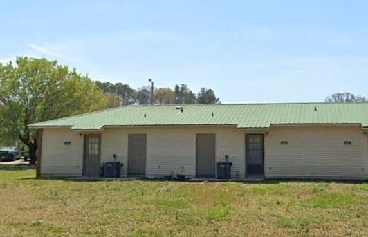 property at 4350 Lakewood Ct