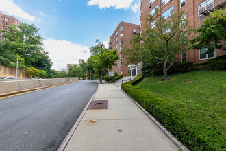 The Bonnie Crest in Bronx, NY - Building Photo - Building Photo