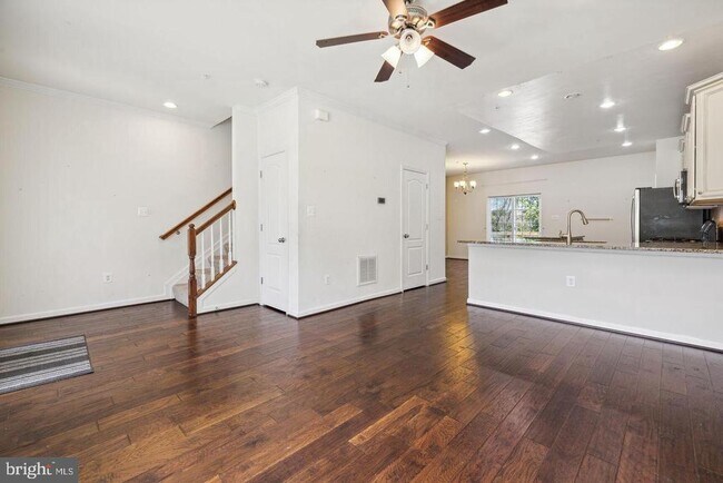 property at 6252 Newport Ct