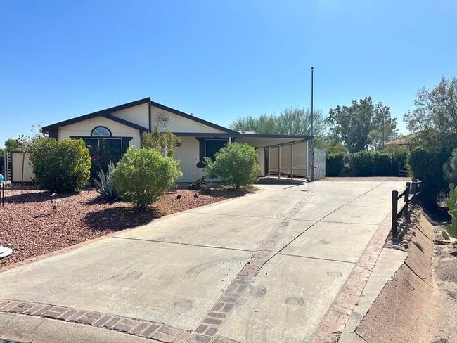 7251 E Balmoral Ave in Mesa, AZ - Building Photo - Building Photo