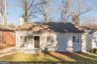 1376 Westmont Rd SW in Atlanta, GA - Building Photo - Building Photo