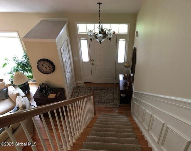 27 Secretariat Ln in Saratoga Springs, NY - Building Photo - Building Photo