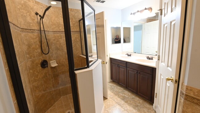 9363 Strongbark Ln in Orlando, FL - Building Photo - Building Photo