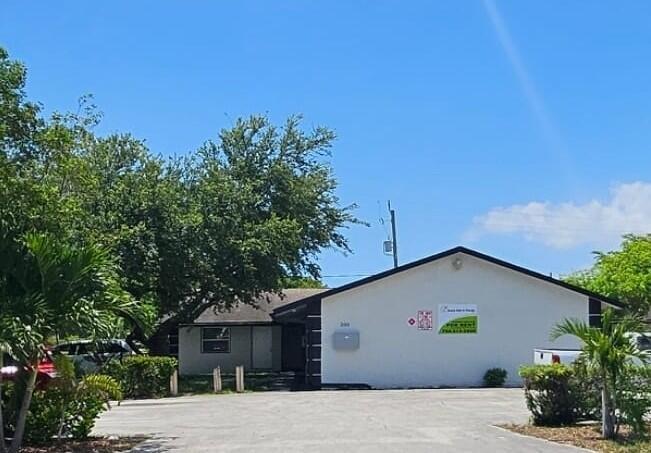 200 NW 14th St in Pompano Beach, FL - Building Photo