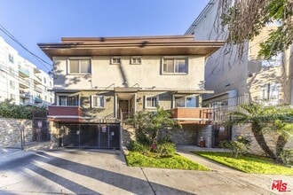 11063 Cumpston St in Los Angeles, CA - Building Photo - Building Photo