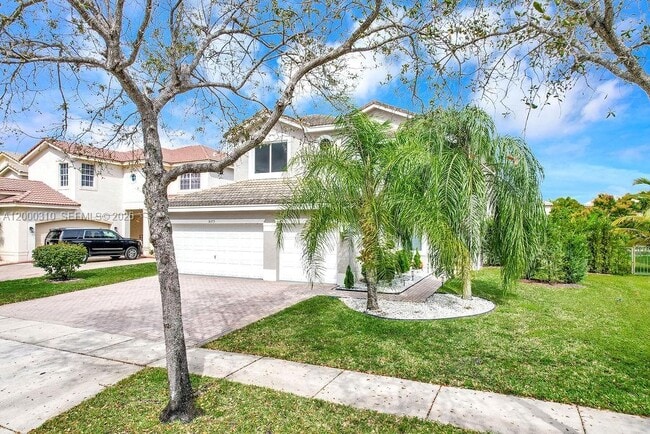 16373 SW 30th St in Miramar, FL - Building Photo - Building Photo