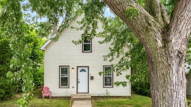 property at 1238 S 29th St
