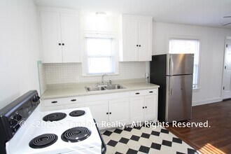 720 Powers Ave in Nashville, TN - Building Photo - Building Photo
