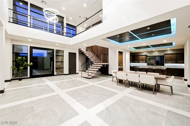 property at 94 Glade Hollow Dr
