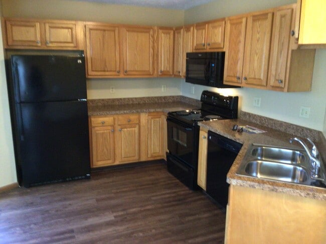 4705 Norwich Ct in Middletown, OH - Building Photo - Building Photo