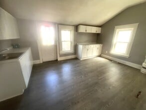 2679 Cherry St in Erie, PA - Building Photo - Building Photo