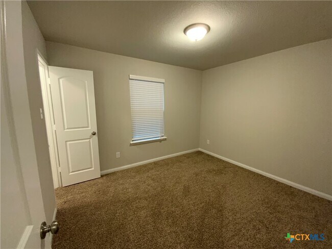 property at 5055 Dickinson Lp