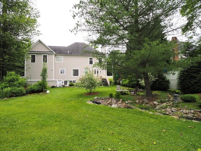 59 Crescent Rd in Westport, CT - Building Photo - Building Photo