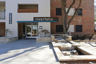 Waterford at Bellmar in Dallas, TX - Foto de edificio - Building Photo