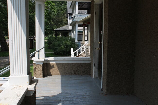 514 Wheaton Ave in Kalamazoo, MI - Building Photo - Building Photo