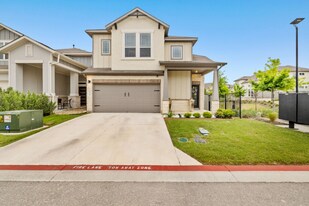 1020 Legend Milton Ln in Austin, TX - Building Photo