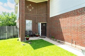 6805 Hickory Creek in Plano, TX - Building Photo - Building Photo