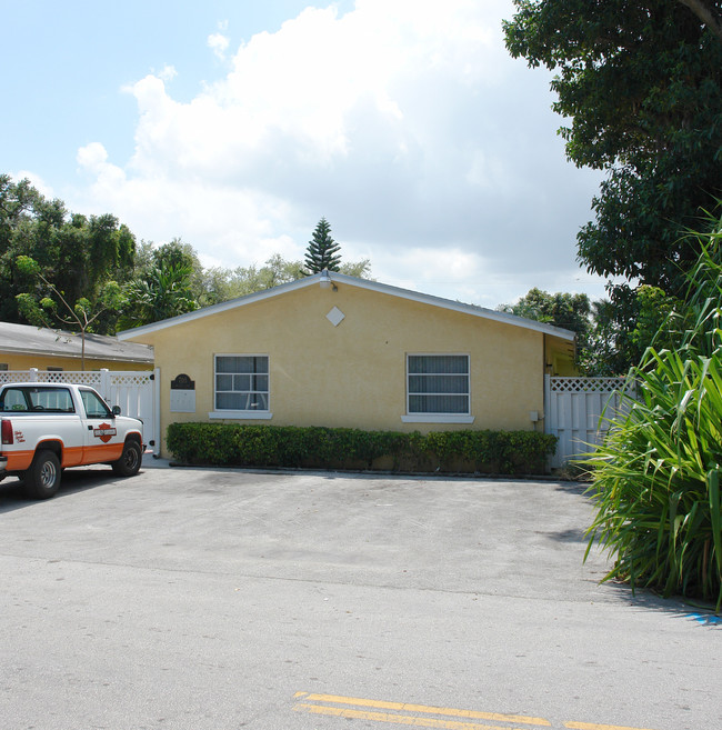 705-709 SW 13th Ave in Fort Lauderdale, FL - Building Photo - Building Photo