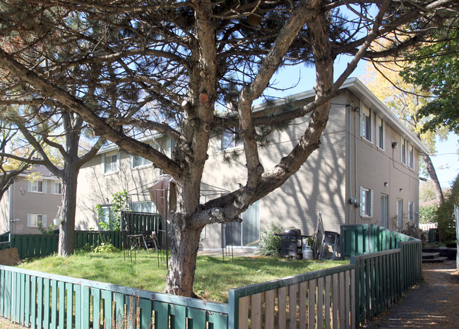 1866 Sheppard Ave W in Toronto, ON - Building Photo - Primary Photo