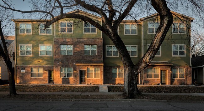 1024 Fremont St in Manhattan, KS - Building Photo - Building Photo