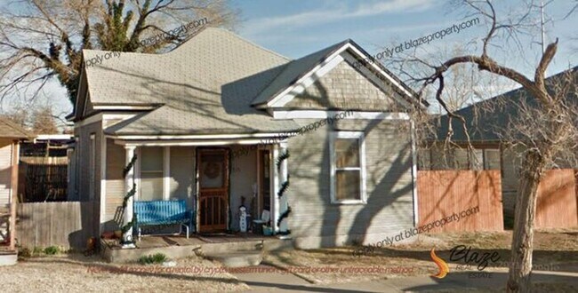 property at 515 SE 12th Ave