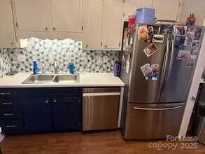 7623 Mariner Cove Dr in Cornelius, NC - Building Photo - Building Photo