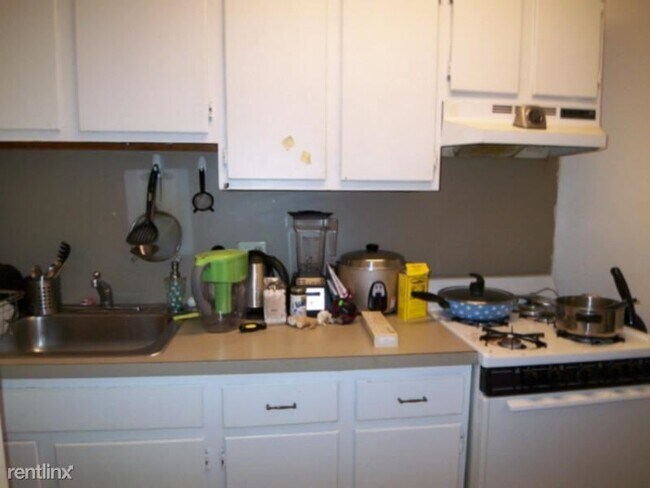 133 Peterborough St-Unit -Apt 25 in Boston, MA - Building Photo - Building Photo