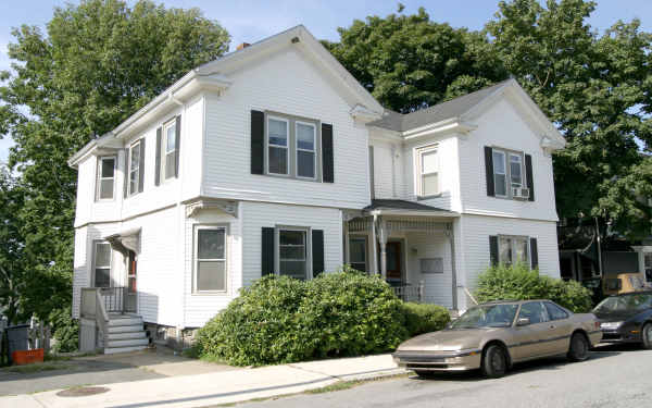 12 Highland Ave in Beverly, MA - Foto de edificio