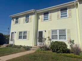 87 Gerrish Ave in East Haven, CT - Building Photo