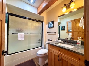 283 Eagle Bend Dr in Bigfork, MT - Building Photo - Building Photo