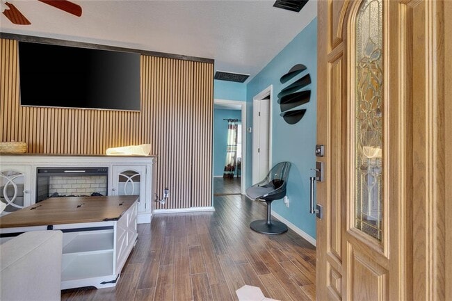 property at 2713 Lyons Rd