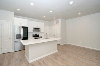 63 N Veranda Ct in Saratoga Springs, UT - Building Photo - Building Photo