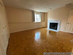 147 Kelton St, Unit 715 in Boston, MA - Foto de edificio - Building Photo