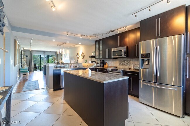 property at 5535 Rattlesnake Hammock Rd