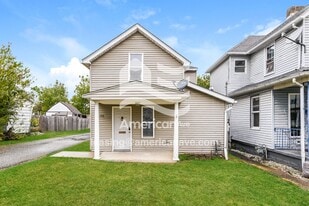 153 McAdam Ave in Washington, PA - Building Photo