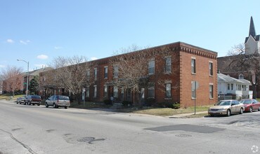 Vinton Street Apartments in Omaha, NE - Foto de edificio - Building Photo