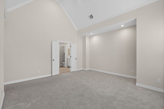 property at 2196 Bancroft Ln