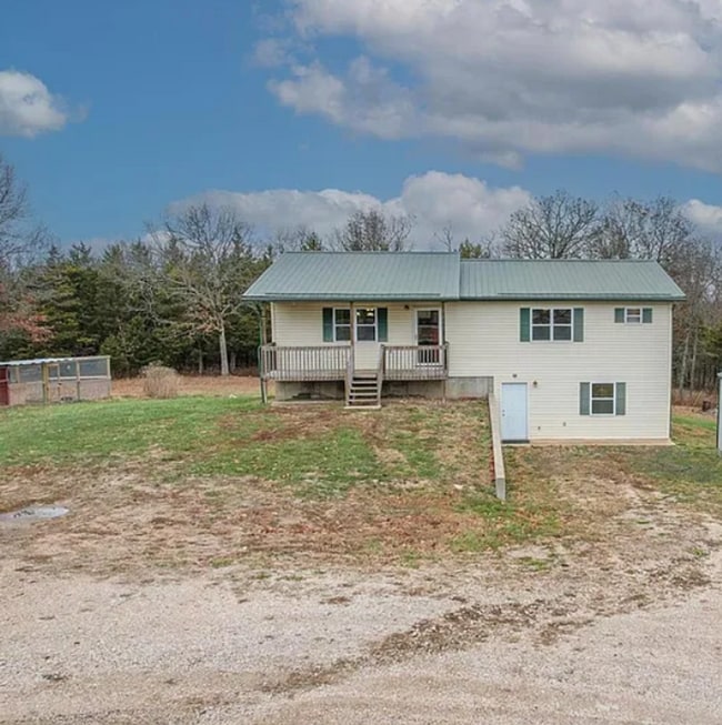 28665 Highway AB Hwy in Richland, MO - Foto de edificio - Building Photo