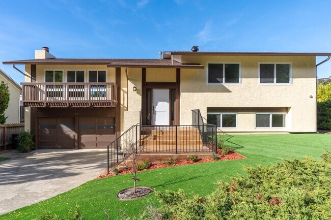 29 Barton Pl in Pacifica, CA - Building Photo - Building Photo